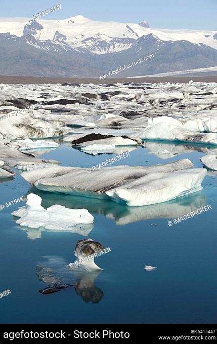 Jökulsarlon, glacial lake, Breidamerkurjökull glacier, Iceland, Europe