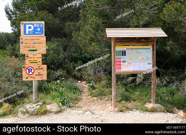 Massif of Montgo Natural Park, signs. Marina Alta, Alicante, Comunidad Valenciana, Spain