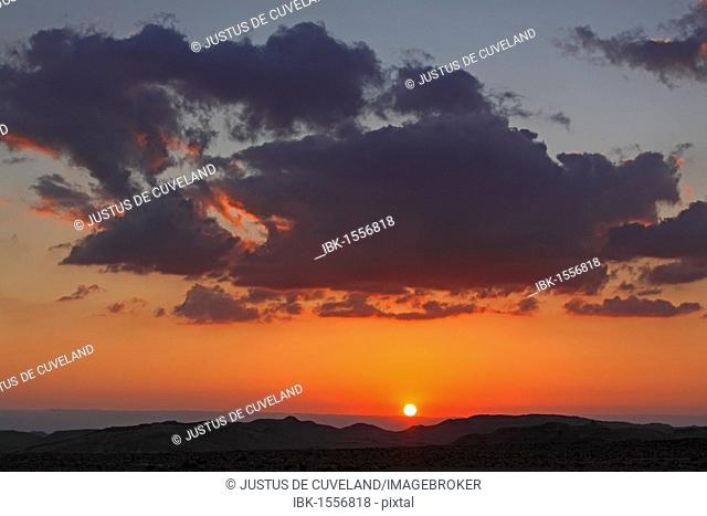 Sunset over the desert, landscape in the Dana Biosphere Reserve near Feynan, Hashemite Kingdom of Jordan, Middle East