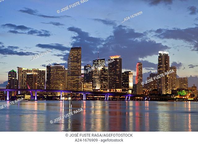 Downtown skyline at sunset, Miami city, Florida, USA