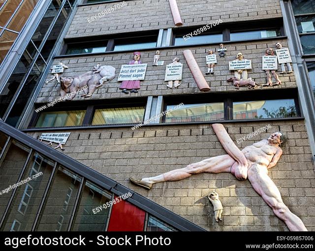 Darstellung an dem Gebäude einer Berliner Tageszeitung