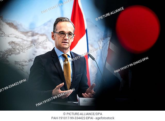 17 October 2019, Berlin: Heiko Maas (SPD), Foreign Minister, speaks at a press conference to mark the 20th anniversary of the Nordic Embassies in Berlin