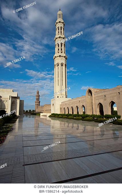 Minaret of the Sultan Quaboos Grand Mosque, Capital Area, Oman, Middle East