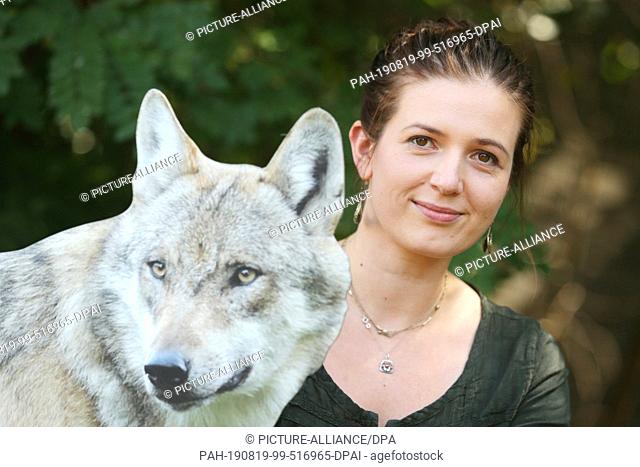 16 August 2019, North Rhine-Westphalia, Duesseldorf: Katharina Stenglein, biologist and contact person on the subject of wolves at the Nature and Biodiversity...