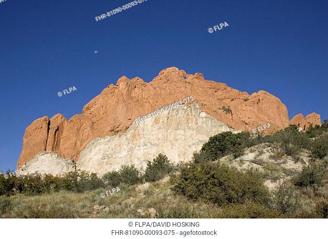 Rock formation, white rock, north gateway rock, Garden of the Gods, Colorado Springs, Colorado