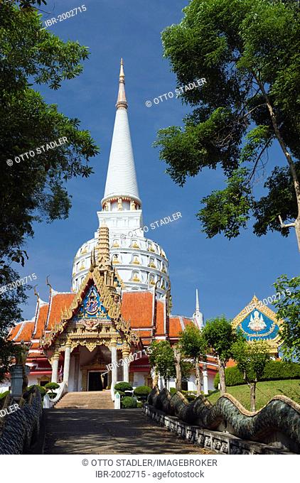 Chedi, Buddhist mountain temple, Wat Bang Riang temple, Thub Pat, Phang Nga, Thailand, Southeast Asia