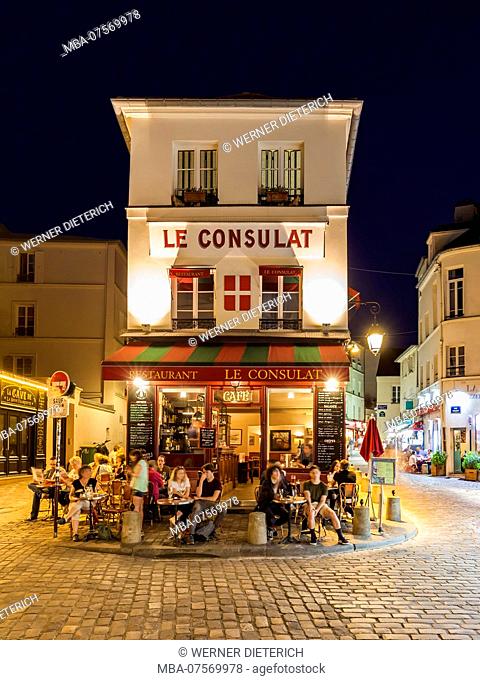 France, Paris, Montmartre, Cafe, Bistro, Le Consulat Restaurant