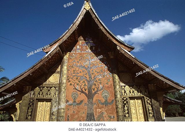 Architectural detail of the Wat Xieng Thong Monastery, or Monastery of the Golden City, 1560, Luang Prabang (UNESCO World Heritage List, 1995), Laos