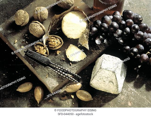Assorted Cheese with Grapes and Walnuts