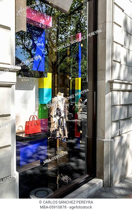 Luxury shop in Passeig de Gracia avenue, Barcelona, Catalonia, Spain