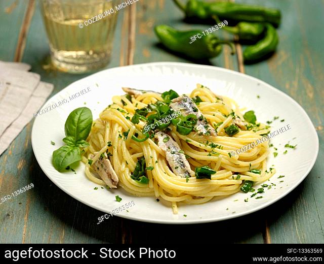 Spaghetti with anchovies and green chillies