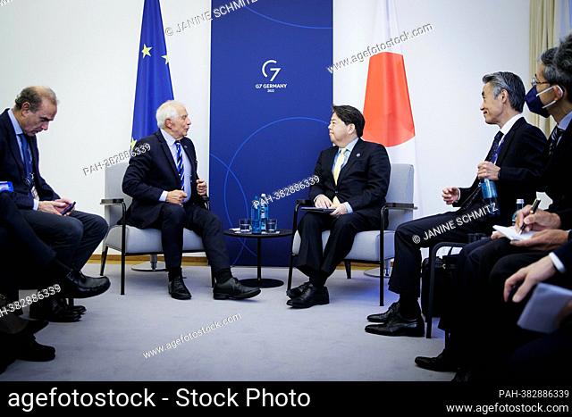 (LR) Josep Borrell, EU High Representative for Foreign Affairs and Security Policy, and Yoshimasa Hayashi, Foreign Minister of Japan
