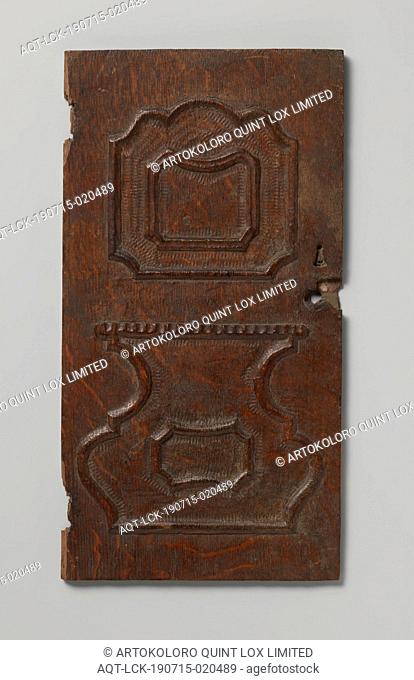 Model of an oak door, Model of an oak door with simple carving, c. 1400 - c. 1950, oak (wood), h 27.5 cm × w 14.5 cm × d 1 cm