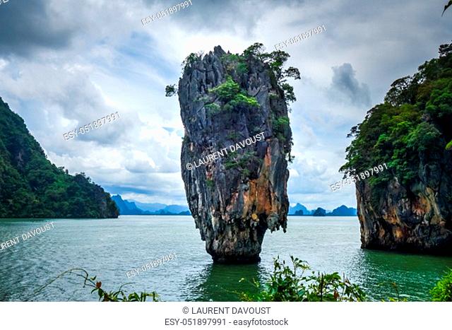 Ko tapu rock in James Bond island, Phang Nga Bay, Thailand