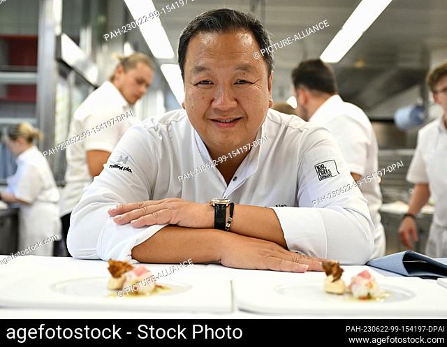22 June 2023, Bavaria, Rottach-Egern: Top chef The Duc Ngo is in the kitchen of the gourmet restaurant ""Le Duc Tegernsee""