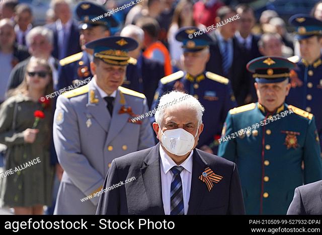 09 May 2021, Berlin: Sergei J. Netsheyev, Russian Ambassador in Berlin, attends a commemoration ceremony for the end of World War II at the Soviet Memorial on...