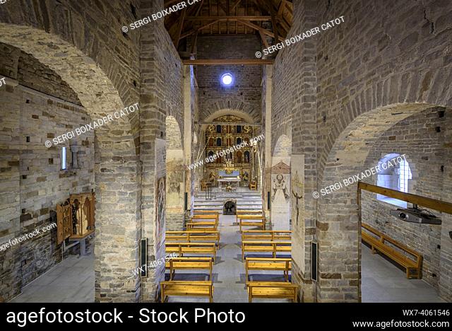 Romanesque church of Santa Maria de Cap d'Aran, in Tredòs, Interior views (Aran Valley, Catalonia, Spain)