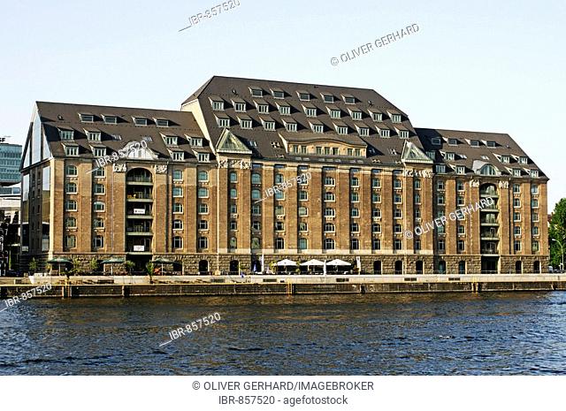 Harbourside warehouse on the Spree River, Friedrichshain-Kreuzberg, Berlin, Germany, Europe