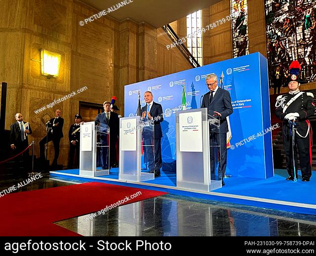 30 October 2023, Italy, Rom: Economics Minister Robert Habeck (Bündnis 90 /Die Grünen, on the podium, l-r), the head of department at Italy's Ministry of...