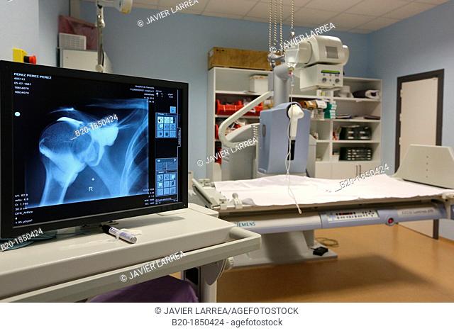 Shoulder X-ray, Radiology Department, Donostia Hospital, San Sebastian, Donostia, Gipuzkoa, Basque Country, Spain