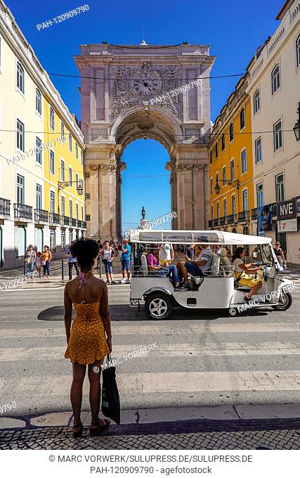 13.05.2019, Lisbon, capital of Portugal in the Iberian Peninsula in the spring of 2019. Arco da Rua Augusta also Arco do Triunfo is a triumphal arch at the...