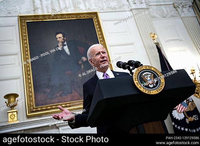U.S. President Joe Biden speaks on his administration’s Covid-19 response in the State Dining Room of the White House in Washington, D.C., U.S