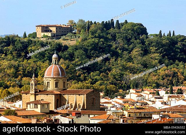 Italy, Florence, Baroque church of San Frediano in Cestello, behind on the Bellosguardo hill Villa Fioravanti