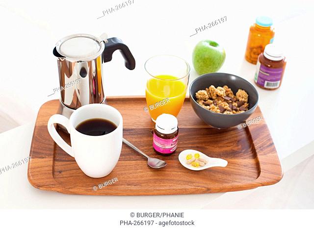 Breakfast ans nutritional supplements
