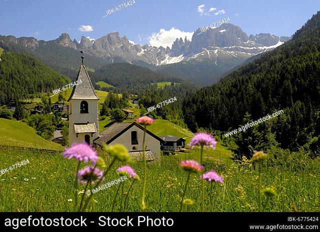 South Tyrol, Vajolet Towers, Tiers in the direction of the Catinaccio, church, chapel