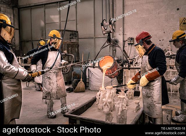 Pietrasanta, the Mariani Foundry, A bronze casting operation. In Pietrasanta hundreds of artists from all over the world migrate every year