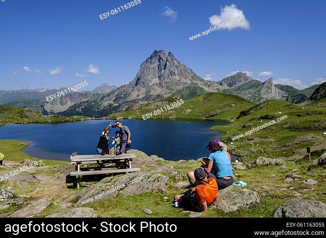 people on Ayous hut, Gentau lake, Ayous lakes tour, Pyrenees National Park, Pyrenees Atlantiques, France