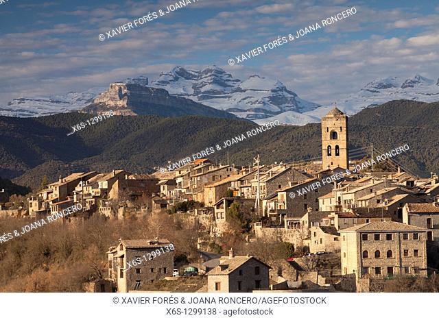 Village of Ainsa and Sorores peaks -Añisclo, Marboré and Monte Perdido-, Huesca, Spain