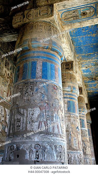 Medinet Habu, Luxor, Egypt, Djamet, mortuary temple of King Ramses III, XX dyn. 1185 -1078 B.C: colorful columns in second courtyard