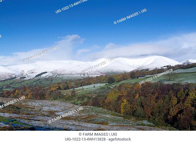 Eastern Howgill Fells near Sedbergh covered in early winter snow