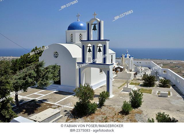 Old church of Éxo Goniá, typical architecture of the Cyclades, Santorini, Cyclades, Greek island, Greece, Europe