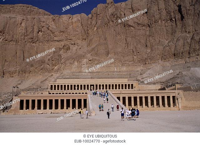 Thebes with view of the Mortuary Temple of Hatshepsut with tourists