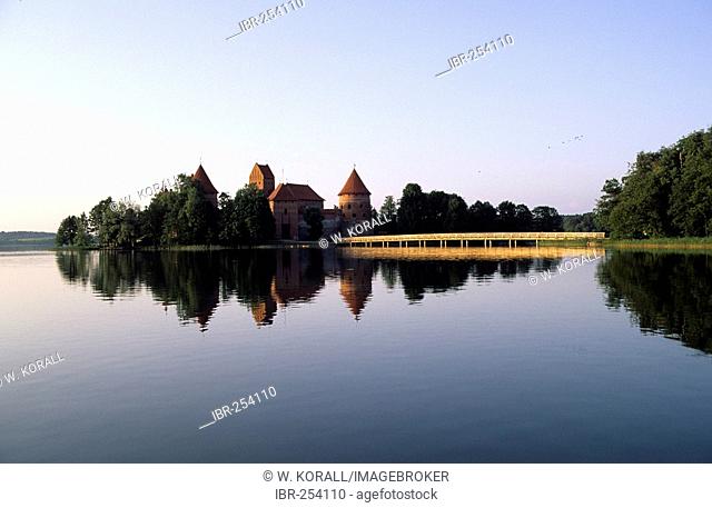 Trakai moated castle, bridge, Lithuania, Baltic States, Europe