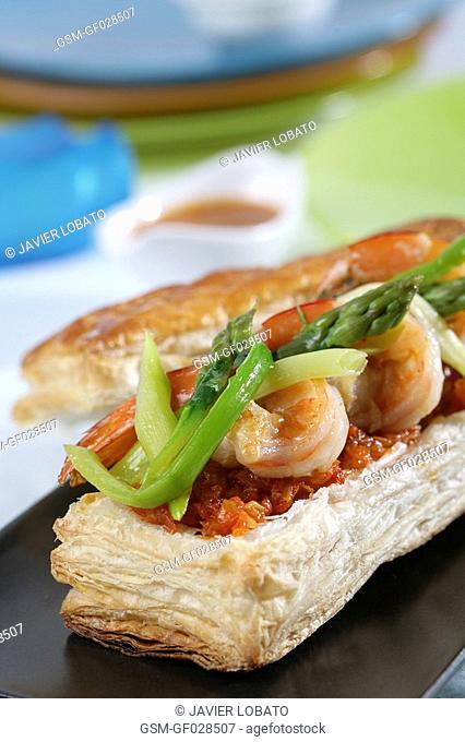Vegetables and prawns puff pastry