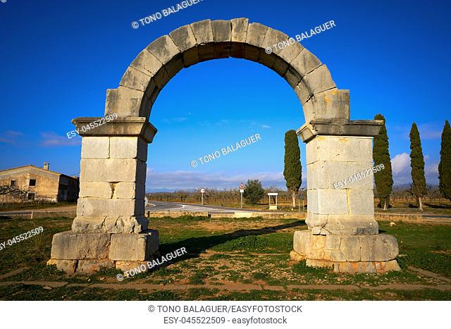 Cabanes roman arch at Via Augusta in Catellon of Spain