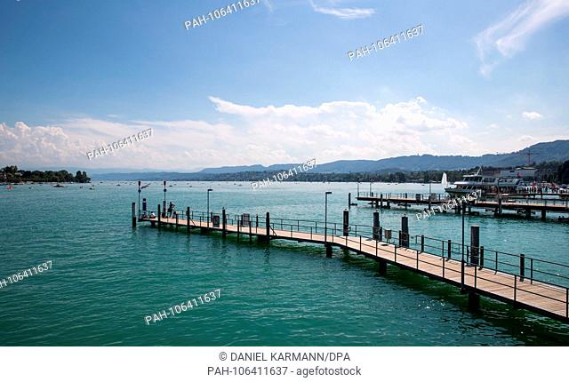 Zurich, Switzerland, 15 August 2016: The Lake Zurich. | usage worldwide. - Zürich/Luzern/Switzerland