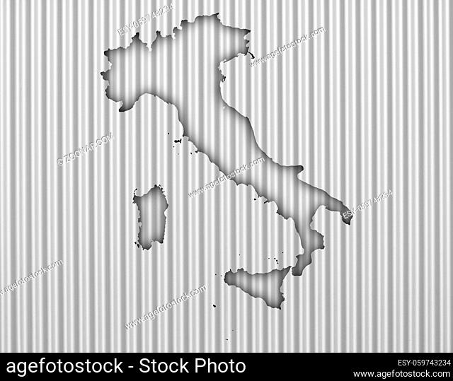 Karte von Italien auf Wellblech - Map of Italy on corrugated iron