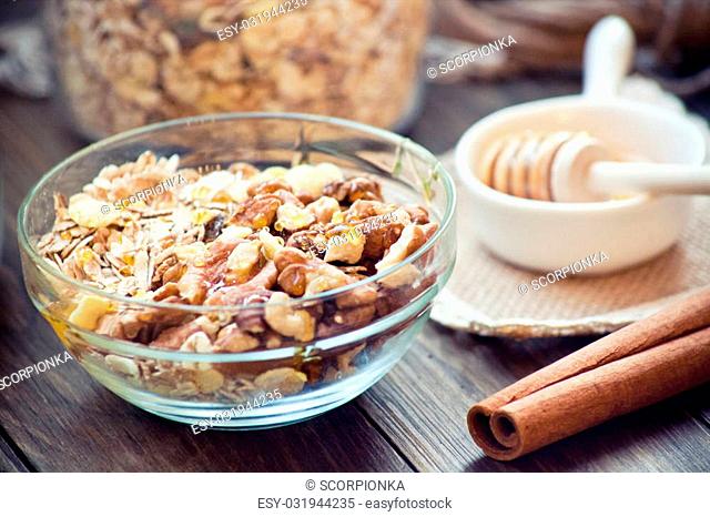 Breakfast with granola and honey