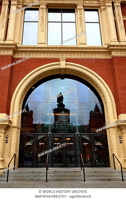 The Royal Albert Hall is a concert hall in South Kensington, London. It has a capacity of up to 5, 272 seats. Since its opening by Queen Victoria in 1871