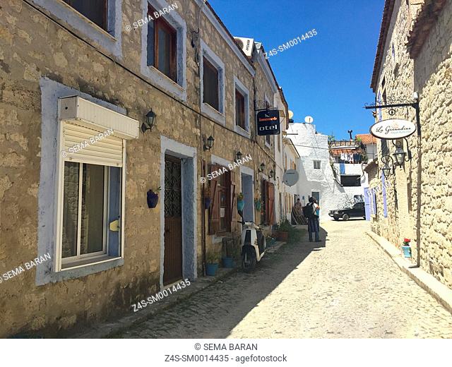 Traditional houses in Alacati town, the historic centre of Zeytineli Koeyue, Cesme, Izmir, Aegean Coast, Turkey, Europe