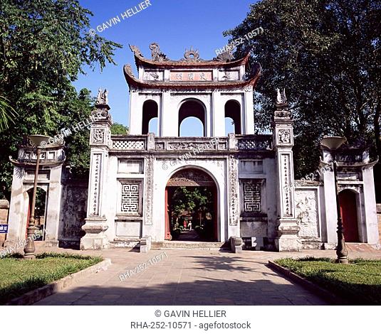Temple of Literature, Hanoi, Vietnam, Indochina, Southeast Asia, Asia