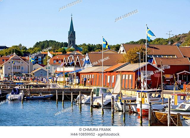 Sweden, Bohuslän, Grebbestad, Archipelago, Boardwa