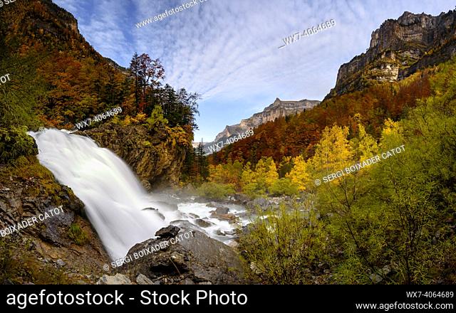 Arripas Cascade in autumn (Ordesa and Monte Perdido NP, Pyrenees, Spain)