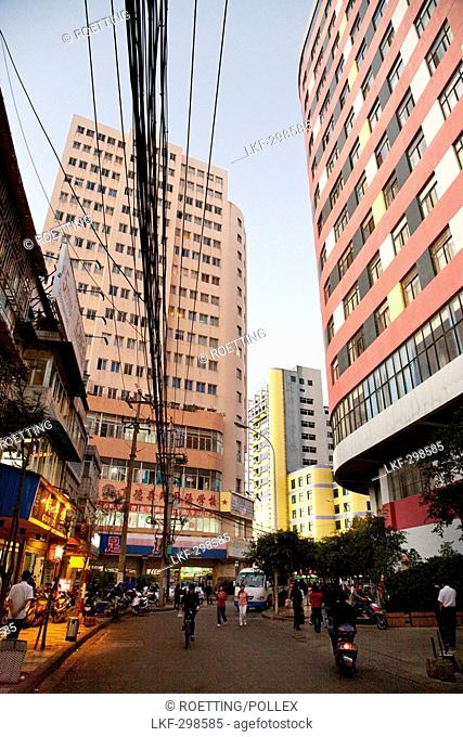 Shopping street at city center of Kunming, Yunnan, People's Republic of China, Asia