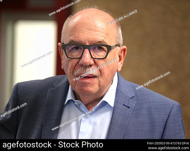 FILED - 22 May 2019, North Rhine-Westphalia, Cologne: Heribert Schwan, author, comes to the district court. Former Chancellor Kohl opened up to the ghostwriter...