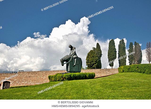 Italy, Umbria, Assisi, sagrato higher, the return of San Francesco, sculpture Norberto March 2006